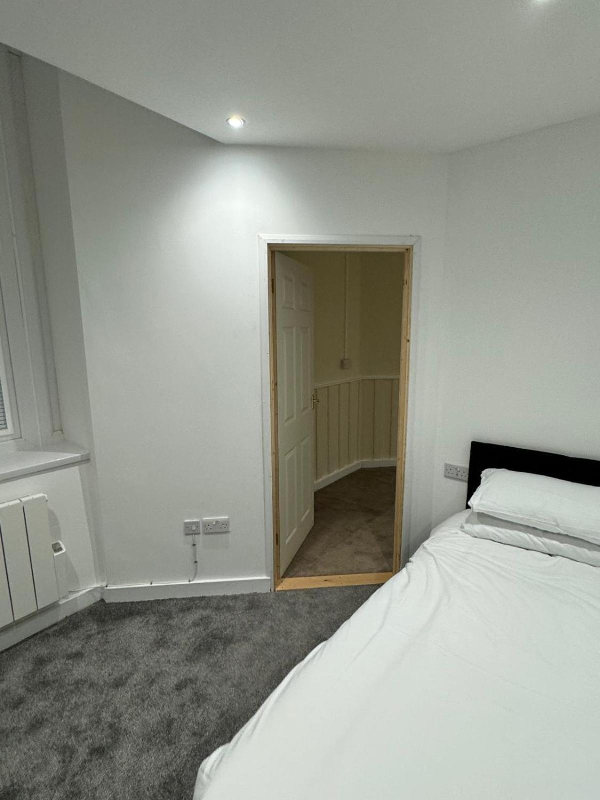New Station Bed & Breakfast Newport  Ngoại thất bức ảnh